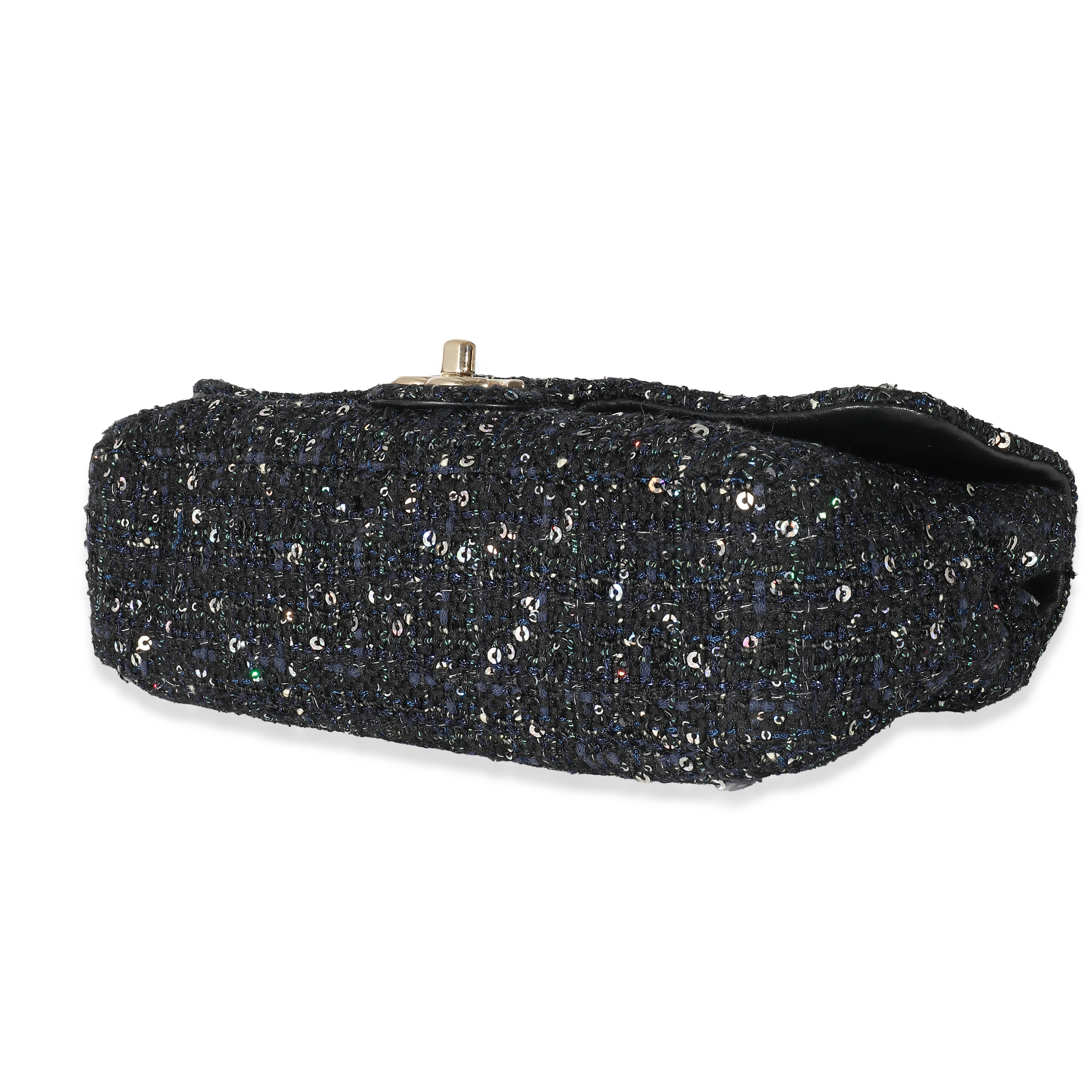 Chanel Black Ecru Tweed Medium Pearl Handle Flap Bag Chanel Black Ecru Tweed Medium Pearl Handle Flap Bag-2